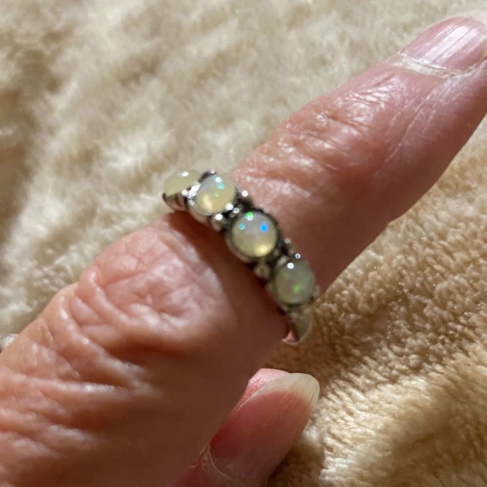 Opal Multi-Stone Band Ring - Iridescent White silver plated